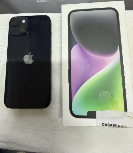 Celular Apple 14 , 128 gb,bateria 83%.