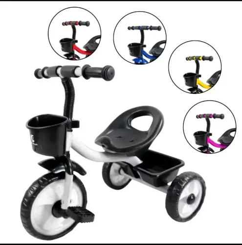 Triciclo infantil com pedal