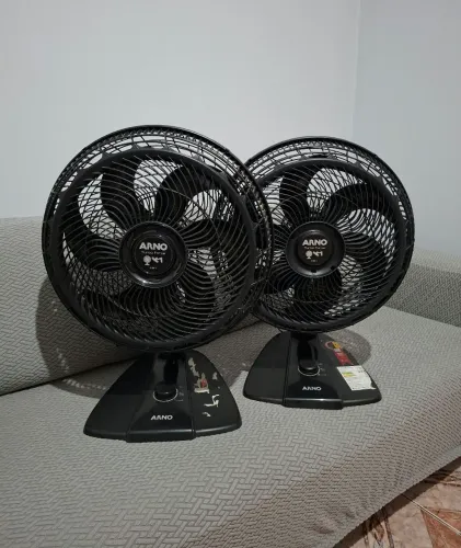 Vendo 2 Ventilador Arno - Leia a descrição