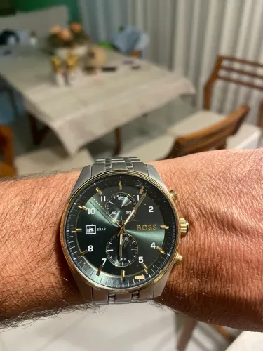 Relógio BOSS semi novo apenas R$ 1.200,00