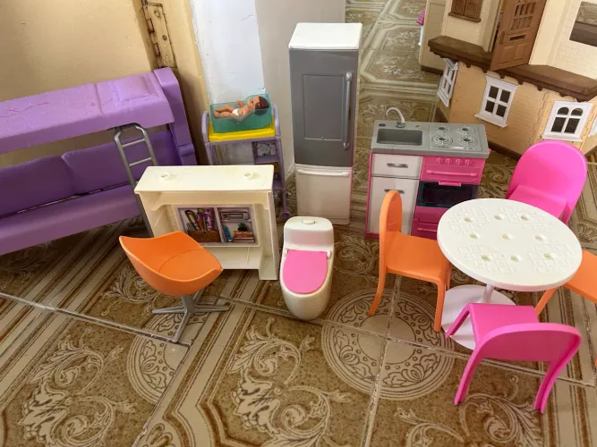 Móveis casa da Barbie e acessórios 