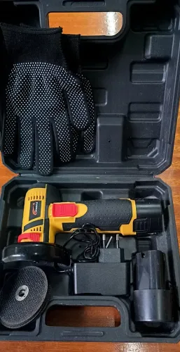 Mini Esmerilhadeira a bateria e ferro de solda a bateria