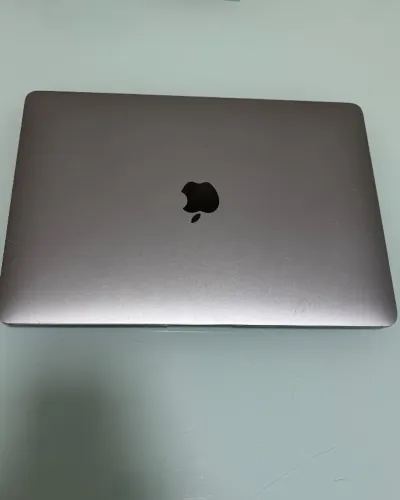 MacBook Air M1 13? (2020) | 8 GB RAM | 256 GB SSD | dano no display