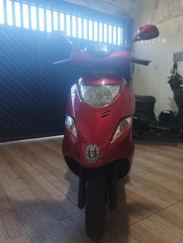 Burgman 125 i  2014 