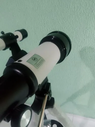 Telescópio astronômico 