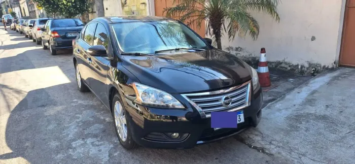 Nissan Sentra SL 2.0/ 2.0 Flex Fuel 16V Aut. 2016