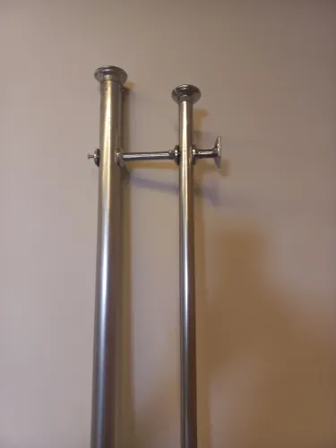 Varão duplo para cortina.