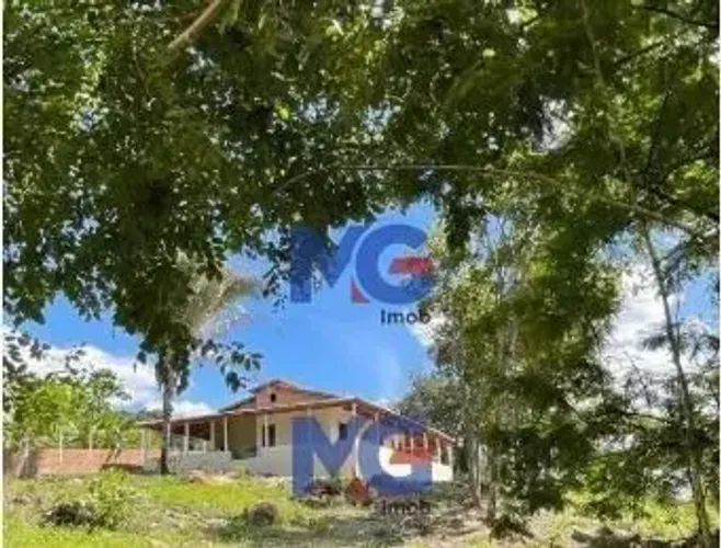 Sítio Residencial à Venda em Barbalha (Riacho do Meio) 3 Quartos, 2 Suítes, Lavanderia