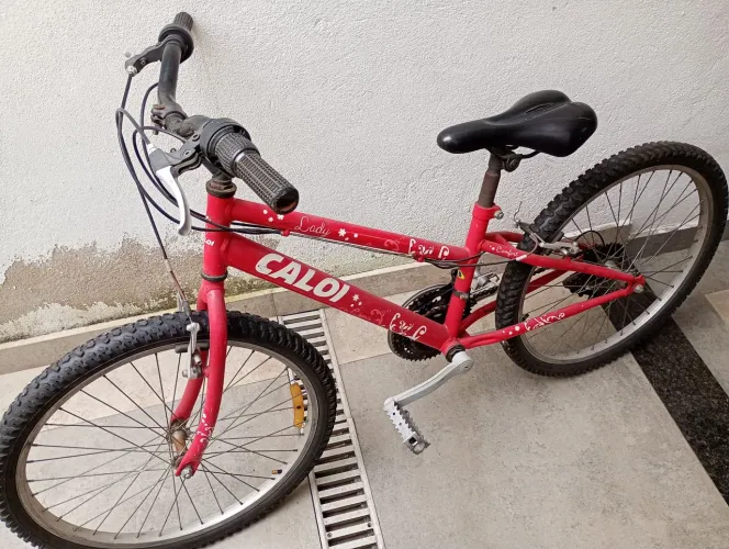 Vende-se bicicleta usada 400 reais 