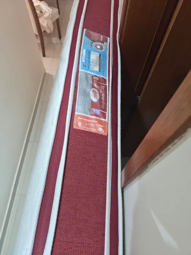 Colchão novinho Queen Size Castor Red and WhiteAir Doble Face D33
