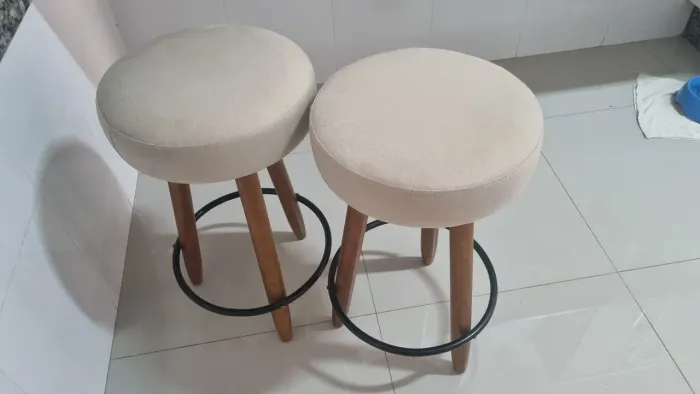 2 Banquetas seminovo 60 Cm