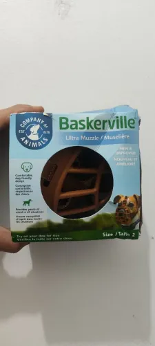 Focinheira Baskerville Ultra Muzzle tamanho 2 nova na caixa
