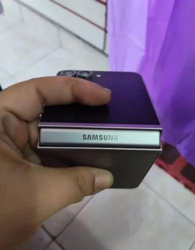 Z flip 6 256GB (LEIA O ANÚNCIO)