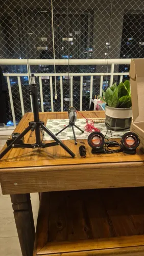 Suporte de celular para gravação de vídeos
