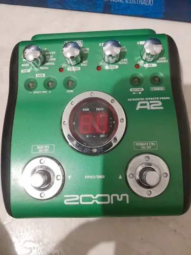 Pedal de efeitos zoom acustic A2