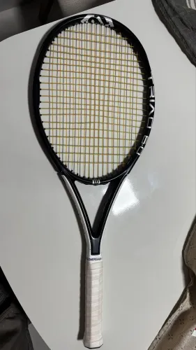 Raquete de Tênis WILSON TRIAD 6.0