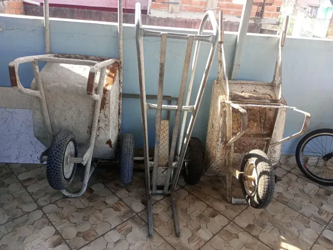 Escantilhão paleteiro reforçado dois carrinho de mão reforçado