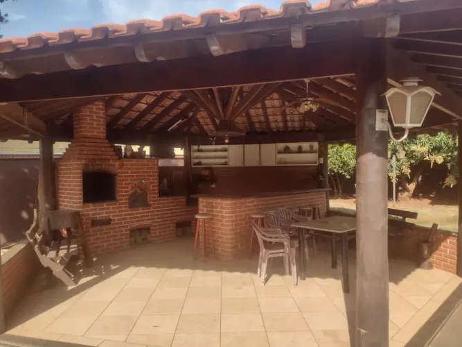 TÉRREA, COM EDÍCULA, TOTAL 1200 MTS² -RIVIERA do TIETÊ, Arealva-SP