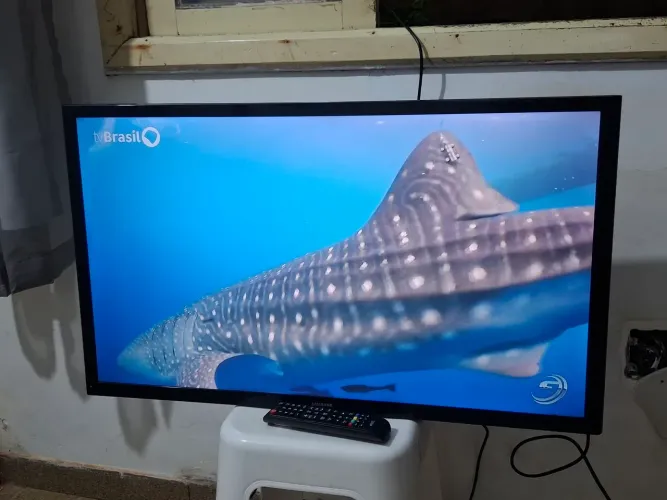 Vendo TV Samsung 32 polegadas