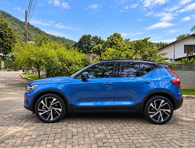 Volvo XC40 XC 40 T-5 Híbrido R-design 1.5 262cv FWD 2021