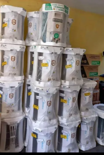 Vendo ar condicionado 9, 12, 18, 22, 24, 30 mil BTUs, já instalado.