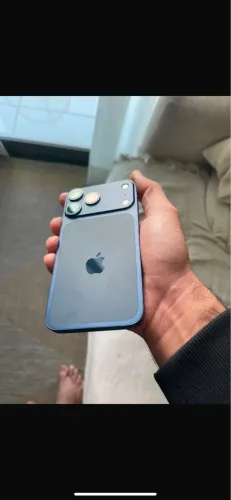 iPhone XR - carcaça do 17 pro Max