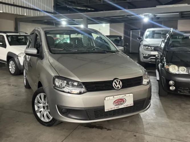 Volkswagen Fox 1.0 MI Total Flex 8V 5P 2013