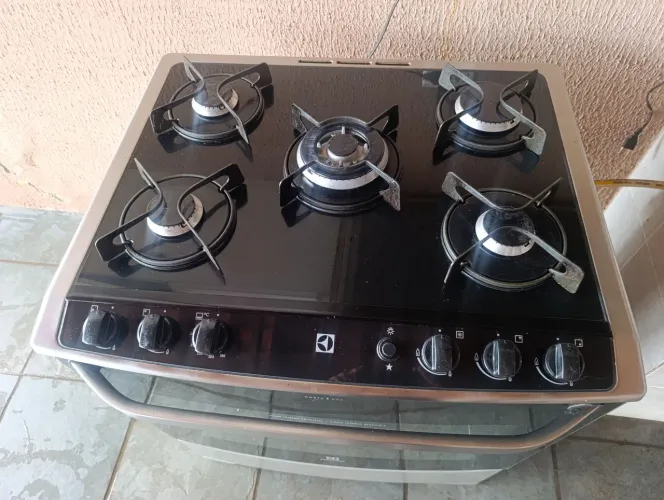 Fogão 5 bocas Electrolux