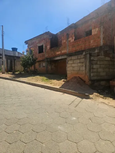 Oportunidade casa em Ecoporanga 85.000