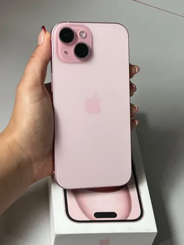 iPhone 15