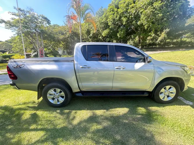 Toyota Hilux CD SRV 4X4 2.8 TDI Diesel Aut. 2018