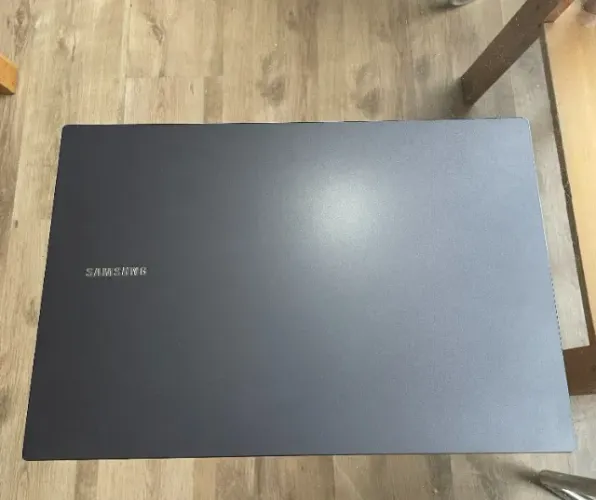 Samsung Book 550XDA / i7 11ª Geração | 16GB RAM | SSD 256GB | Estado de Novo