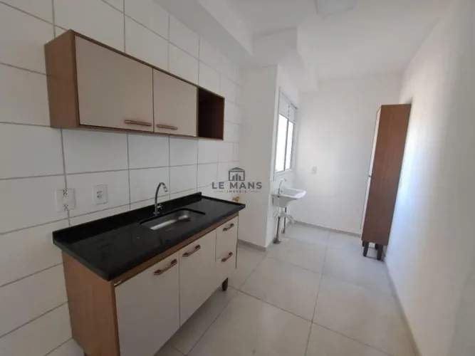 Apartamento para alugar no Edificio Varandas Campestre no bairro Campestre em Piracicaba -