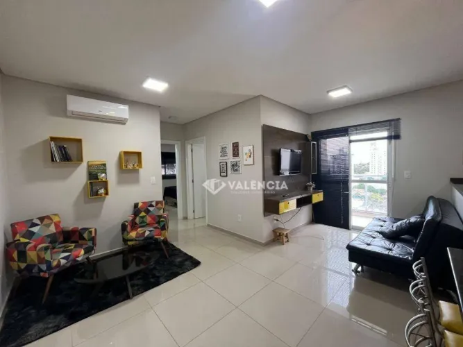 Apartamento Mobiliado para Alugar com 2 quartos por R$2.800,00 no Edifício Siena - Rua For