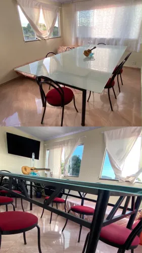 Mesa de Vidro + 4 cadeiras