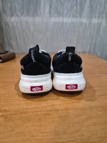 Tênis Vans Ultrarange
