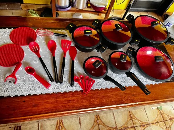 Conjunto de panelas antiaderente