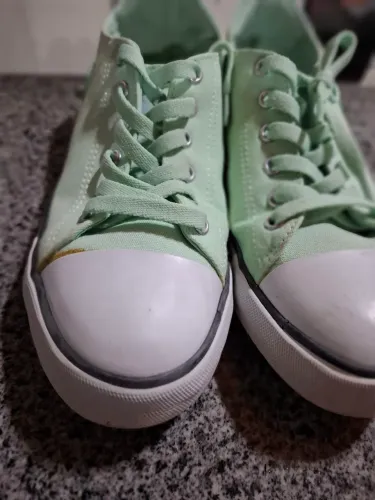 Tenis casual