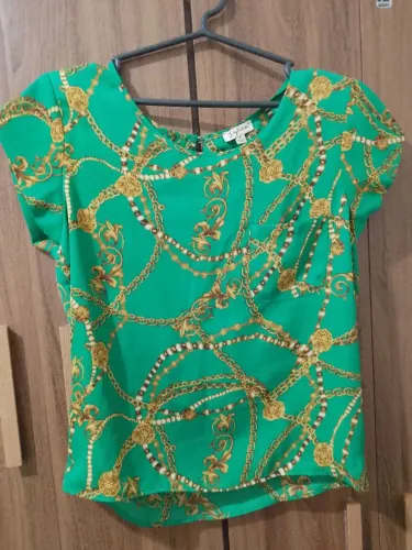Blusa estampada verde M
