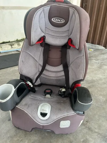 Cadeirinha infantil para carro