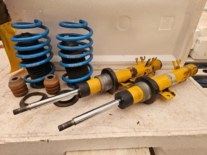 Kit suspensão molas esportivas Bilstein para VW UP TSI ou MPI coil over rosca