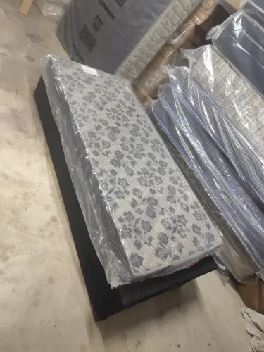 Cama baú Solteiro (meia Queen) + Colchão novo 