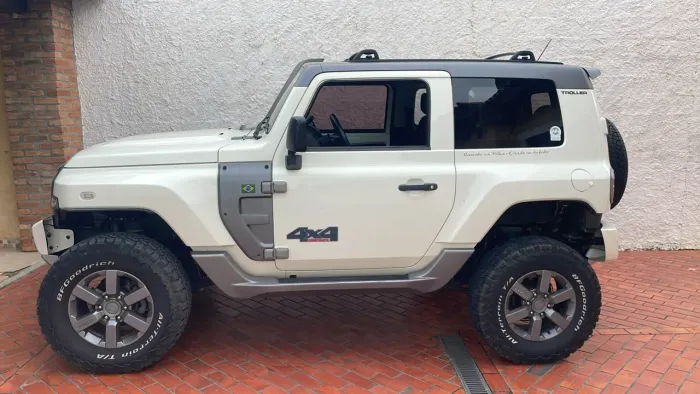 Troller T-4 4X4 3.2 20V TDI Cap. Rígida Diesel 2015