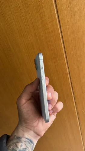 iPhone 15 128gb