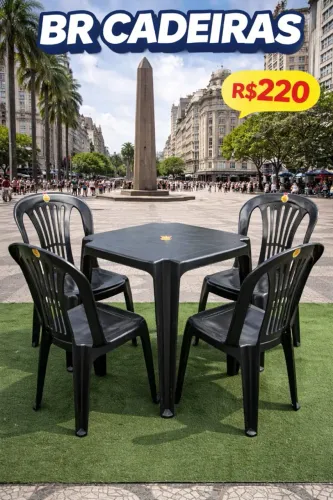 Jogo Cadeiras de Plástico da JR.
