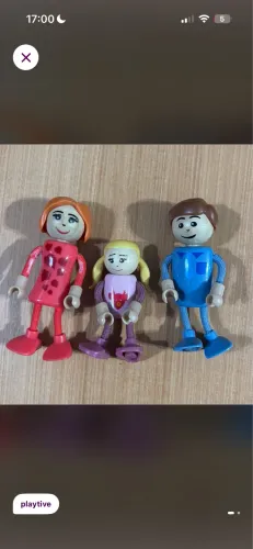 Bonecos de madeira 