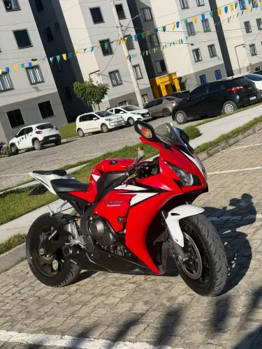Honda CBR 1000rr Fireblade