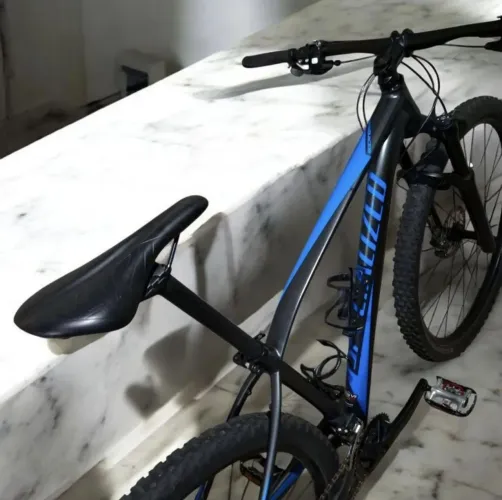 BIKE SPECIALIZED ROCKHOPPER TAM.17 NOVINHA!