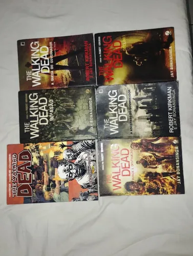 Vendo livros diversos 35,00 a unidade