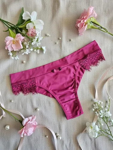 CALCINHA COM CÓS E FIO DUPLO EM MICROFIBRA COM RENDA